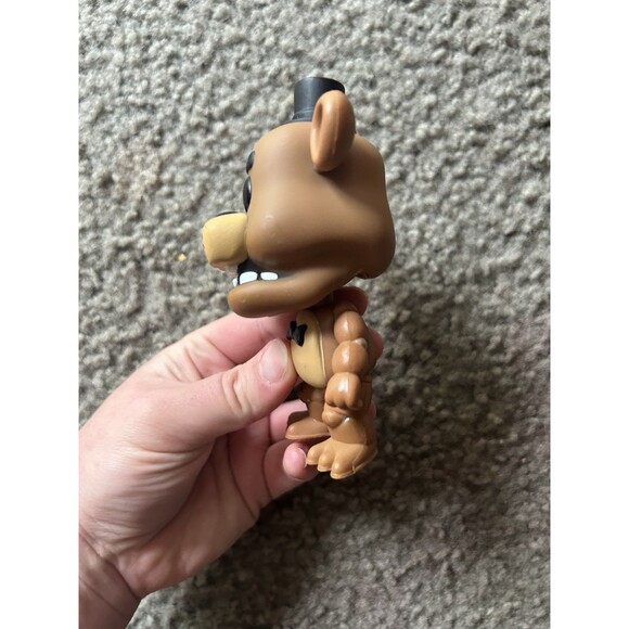 Funko Pop Five Nights at Freddy's Freddy Fazbear #106 Loose No Box Vinyl Figure - Picture 2 of 5